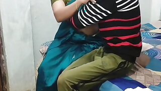 Roli didi ko raat me ghar bulaa ke gaand maari step sister fucked by younger stepbrother with clear hindi audio